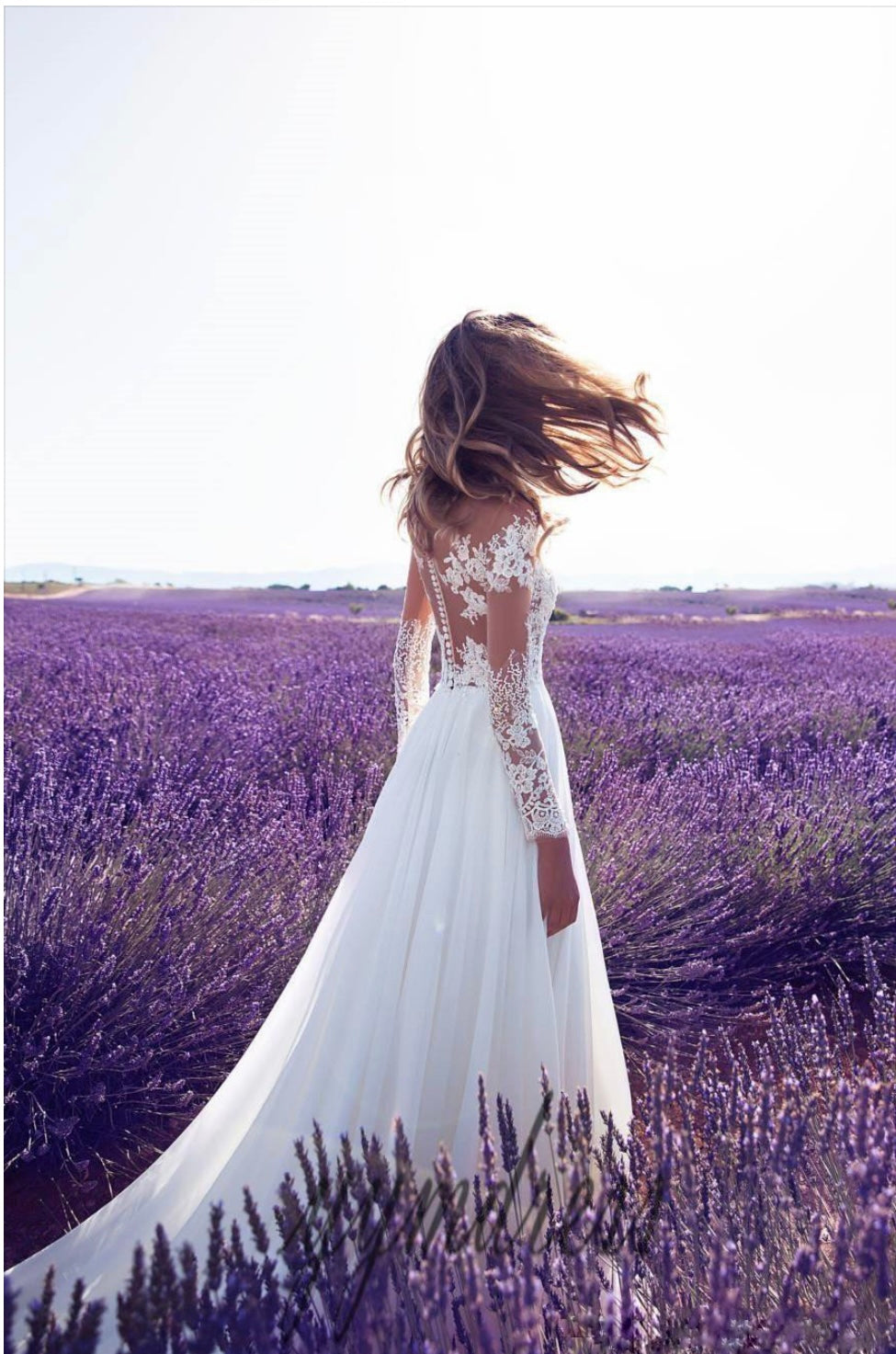 VESTIDO DE ENCAJE TRANSPARENTE DE MANGA LARGA