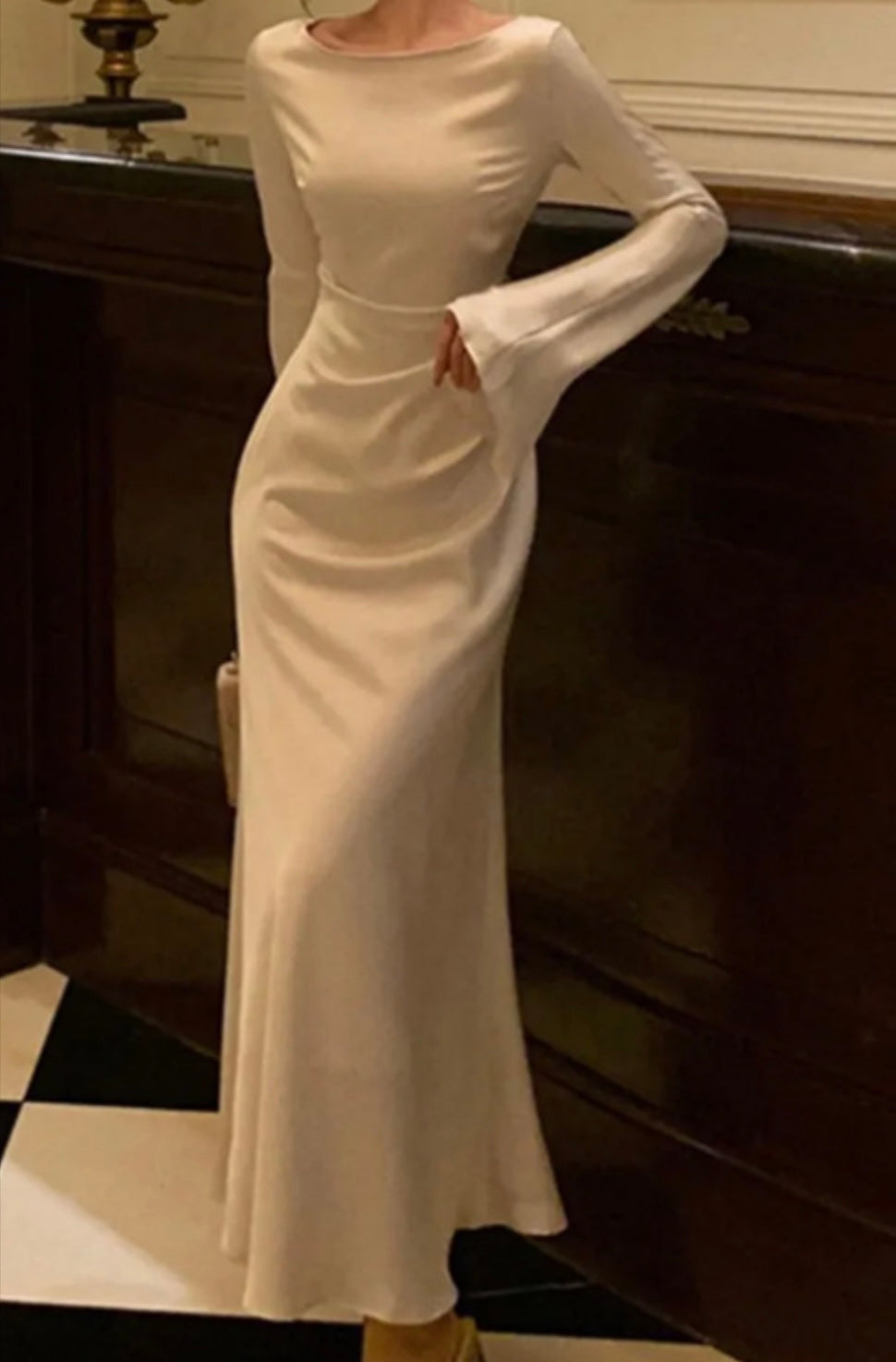 VESTIDO DE SATÉN DE SEDA