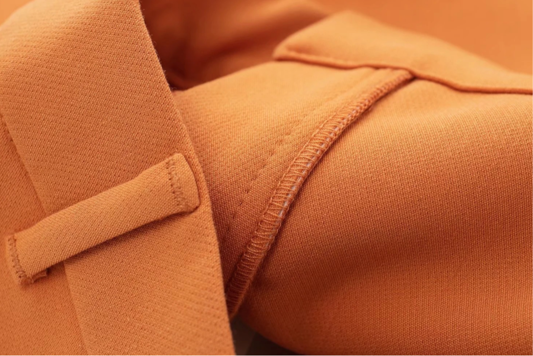 CONJUNTO BLAZER CORTO NARANJA CHIC