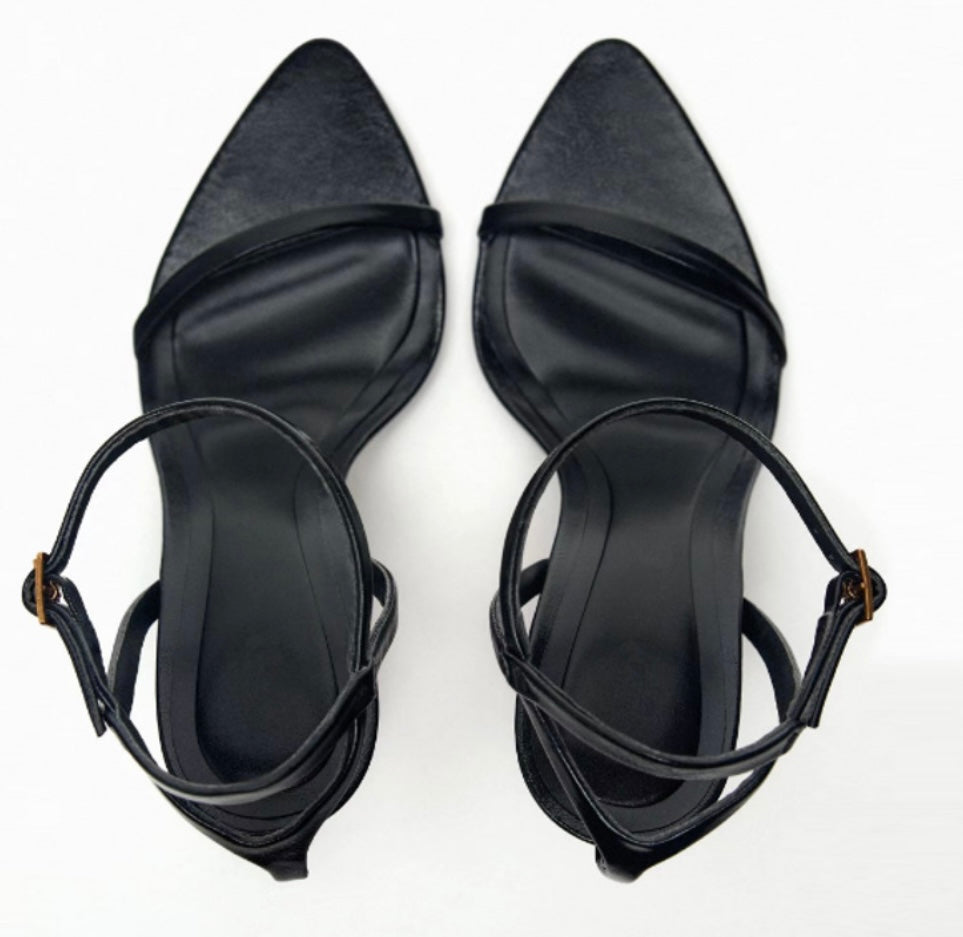 SANDALIAS DE TACÓN