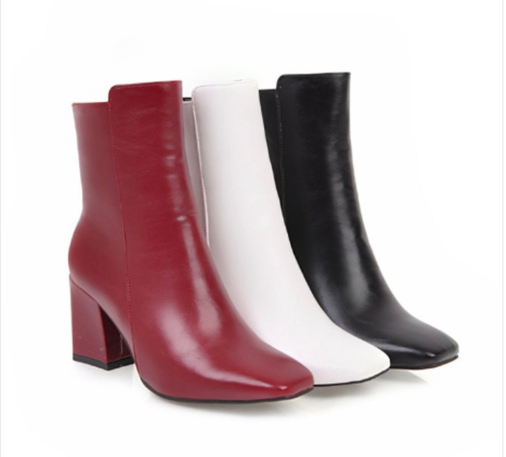 BOTINES DE TALÓN ALTO