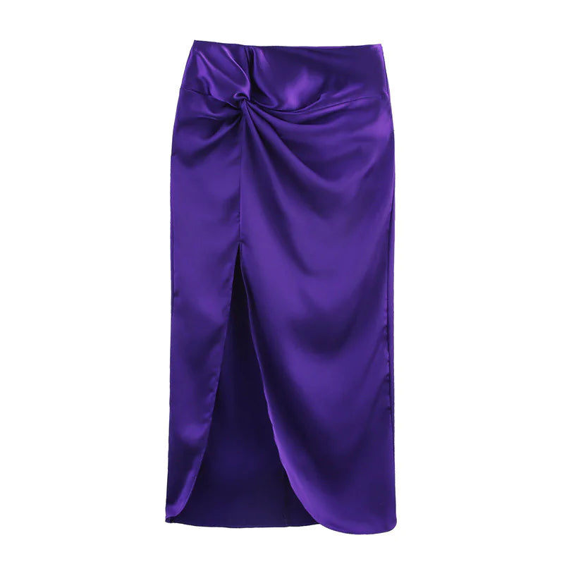 VESTIDO DE SATÉN CON CUELLO HALTER