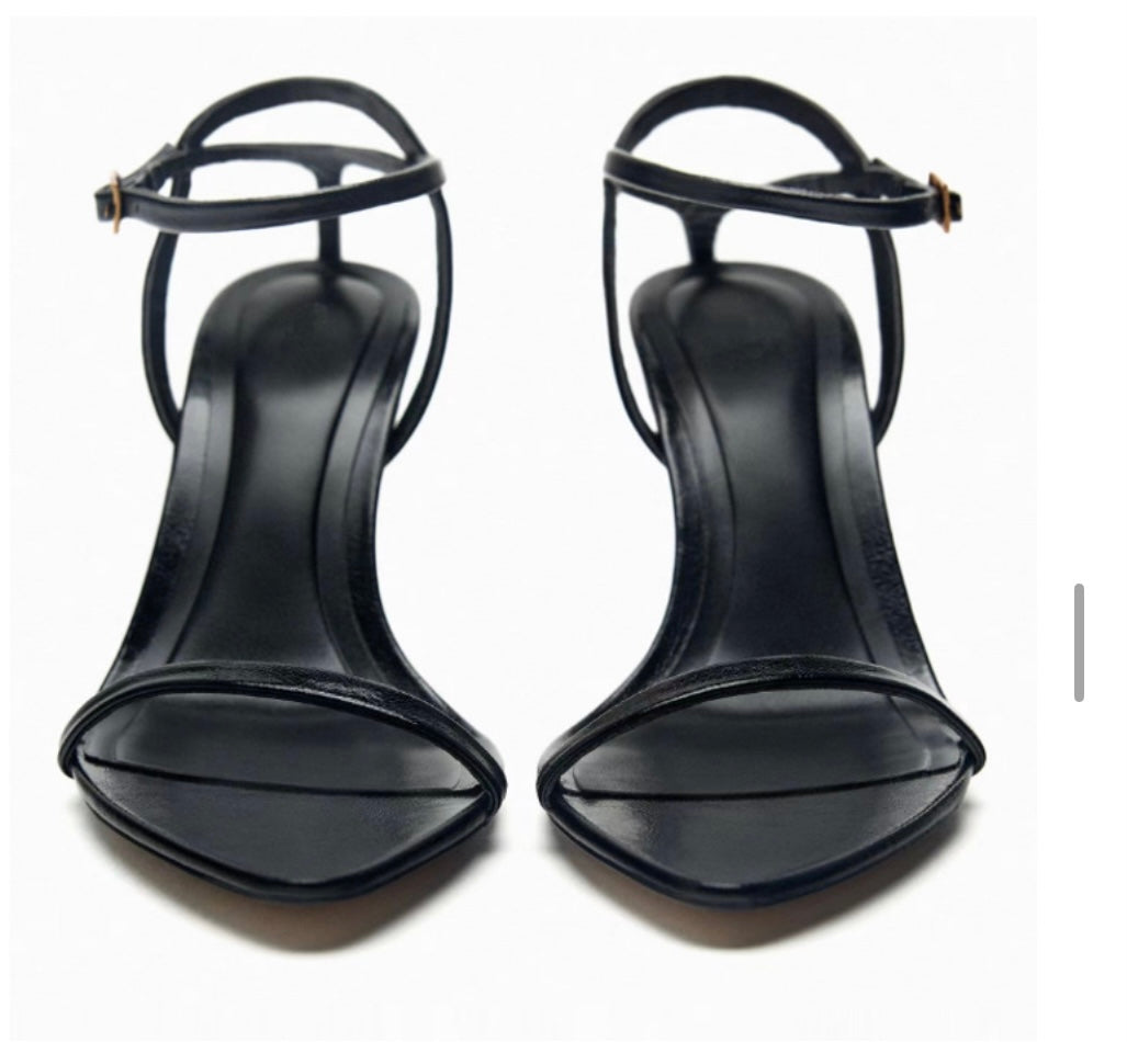 SANDALIAS DE TACÓN