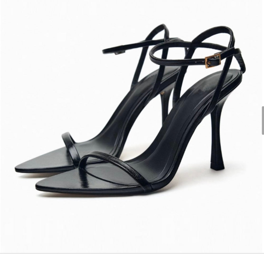 SANDALIAS DE TACÓN