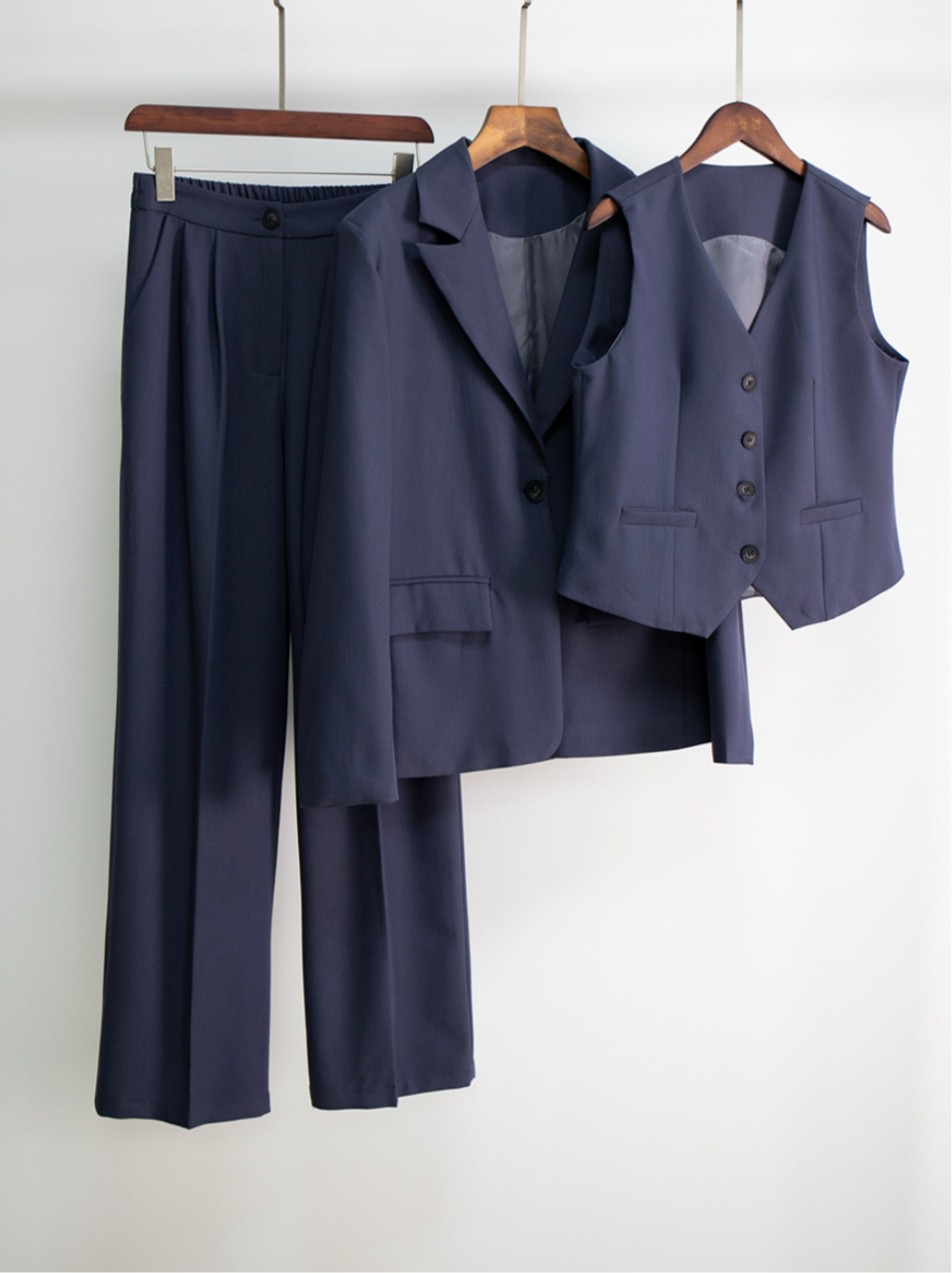 CONJUNTO CÓMODO Y ELEGANTE