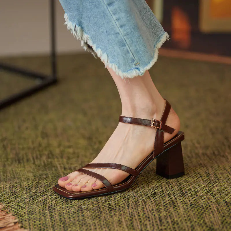 TACONES ALTOS
