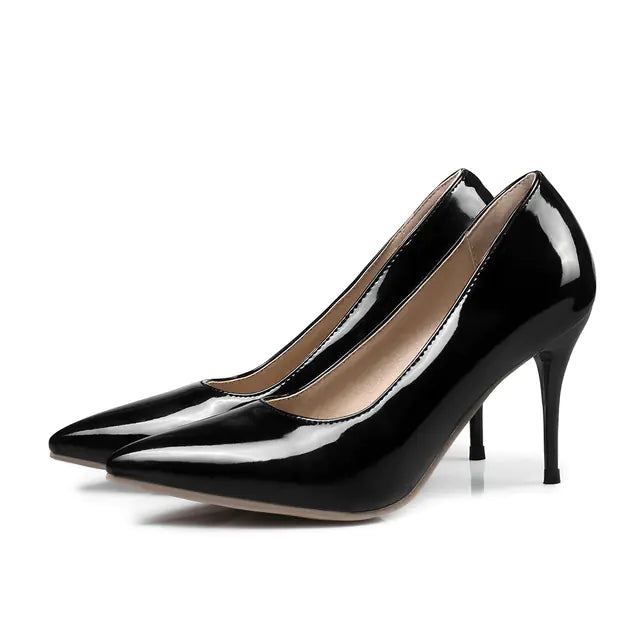 TACONES ALTOS DE AGUJA