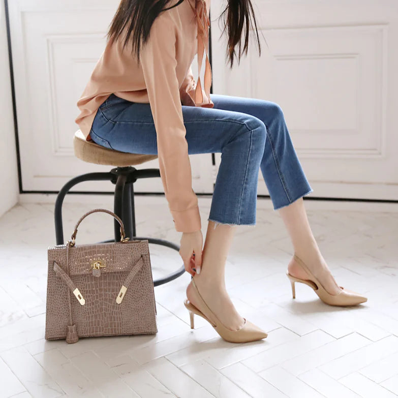 TACONES